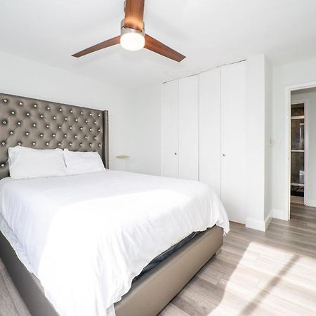 アトランタJust Renovated 3 Br/2Bath/ Parking+ Downtown Viewアパートメント エクステリア 写真