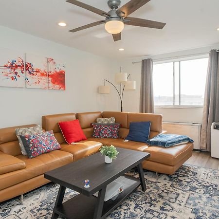 アトランタJust Renovated 3 Br/2Bath/ Parking+ Downtown Viewアパートメント エクステリア 写真