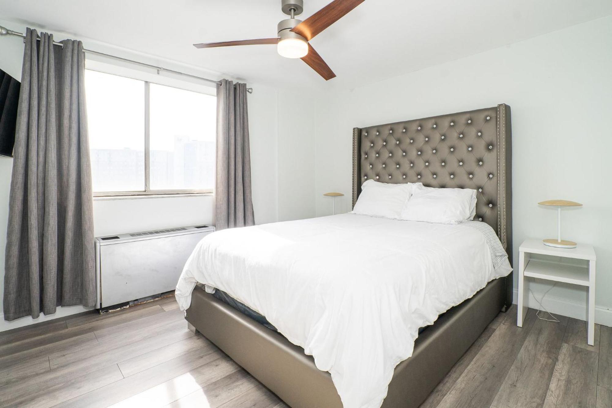 アトランタJust Renovated 3 Br/2Bath/ Parking+ Downtown Viewアパートメント エクステリア 写真