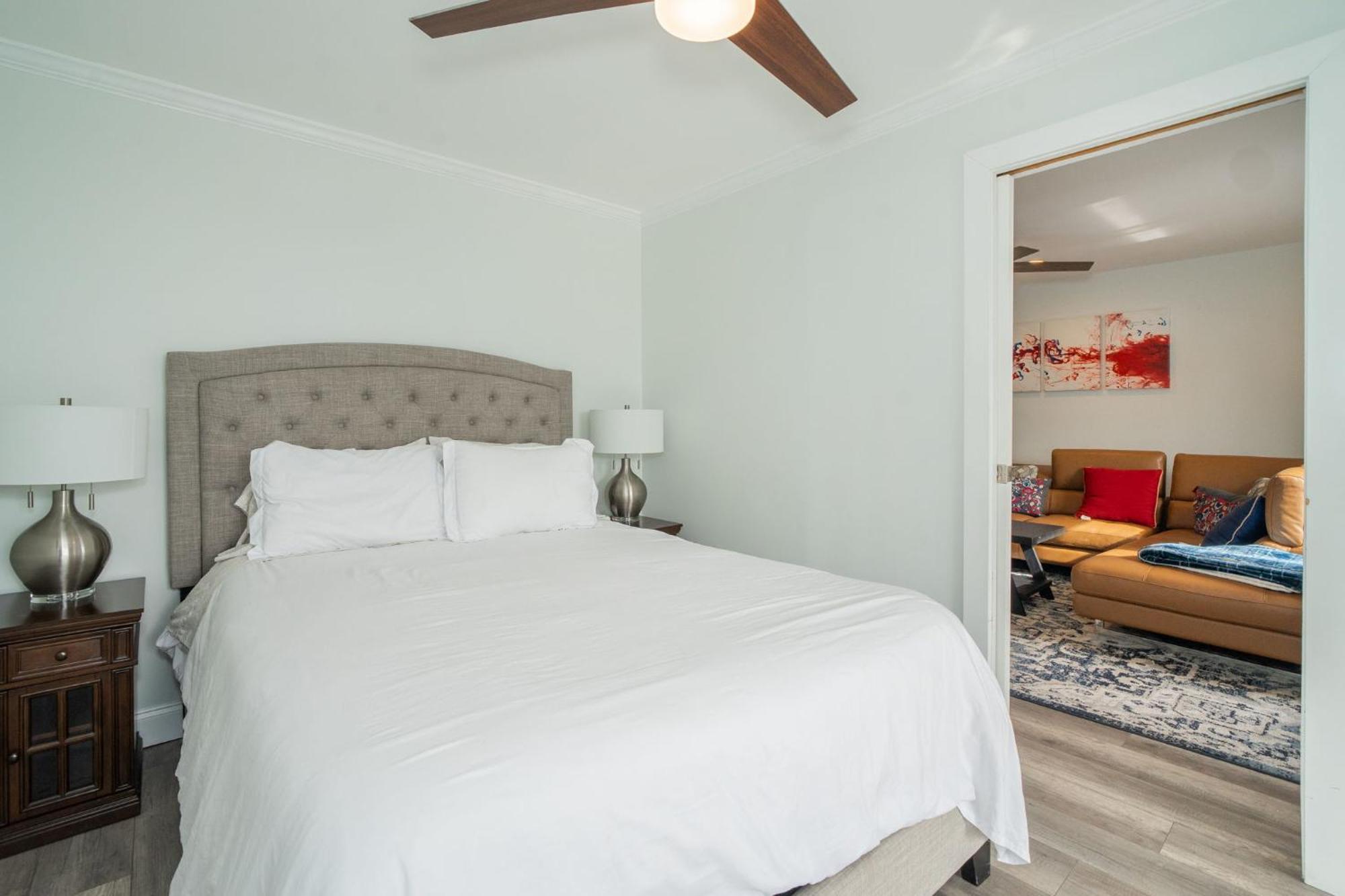 アトランタJust Renovated 3 Br/2Bath/ Parking+ Downtown Viewアパートメント エクステリア 写真